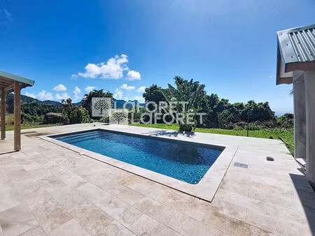 très belle villa de 240 m² avec piscine et vue mer à saint claude