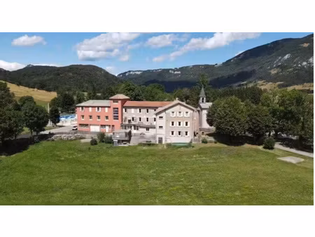 propriété de caractère d'environ 800 m2 avec vue panoramique