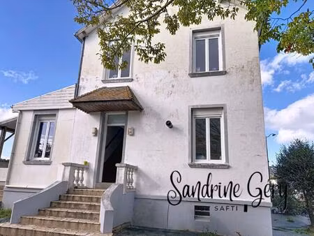 a saint -aigan-sur-roe maison à vendre louée