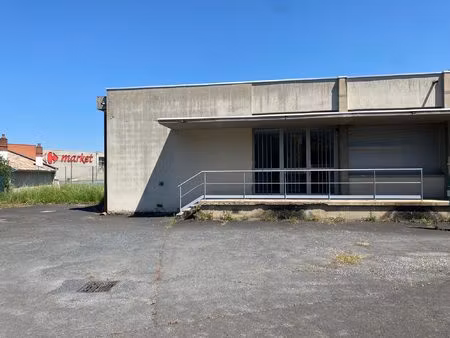 location local commercial 110m² st juery 81160