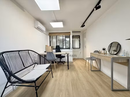 bureaux rénovés à castelnau le lez