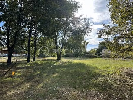 terrain de 850 m² à pibrac