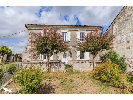vente maison 4 pièces 125 m² à saint-vincent-de-pertignas (33420)  189 792 €