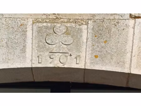 vente maison 4 pièces 160 m² à ajat (24210)  325 000 €