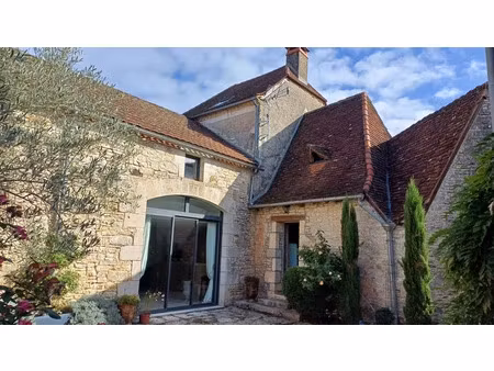 vente maison 4 pièces 160 m² à thenon (24210)  336 000 €