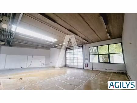 a louer : location de locaux d'activités à partir de 323m² jusqu'à 1235m²