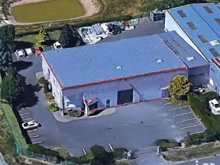 vente bureaux et commerces à pocé-sur-cisse (37530) : à vendre / 1160m² pocé-sur-cisse