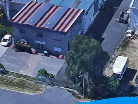 vente bureaux et commerces à pocé-sur-cisse (37530) : à vendre / 685m² pocé-sur-cisse