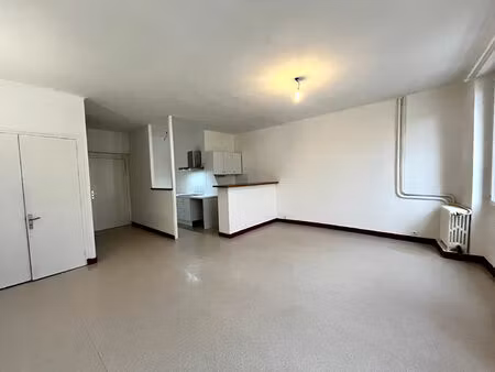 appartement saint galmier 3 pièce(s)