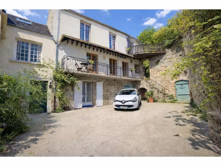 maison familiale incroyable - 8 pièces -160 m2