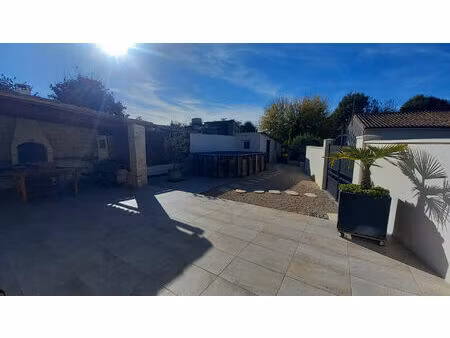 ensemble immobilier de 2 maisons