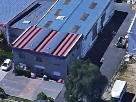 vente commerce 685 m² pocé-sur-cisse (37530)