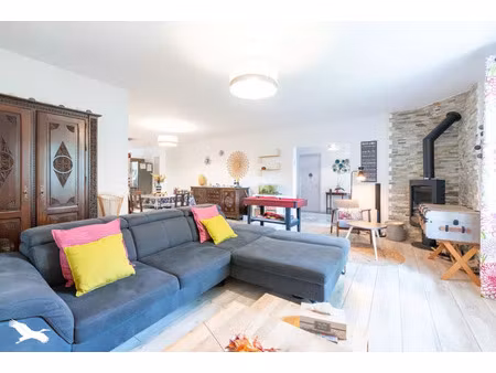 vente maison 8 pièces 196 m² saint-pierre-du-mont (40280)