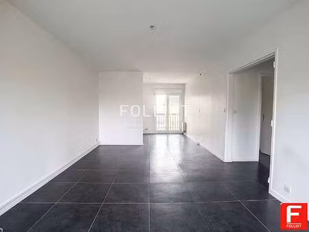 location appartement 3 pièces à bayeux (14400) : à louer 3 pièces / 62m² bayeux