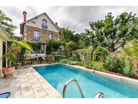 croissy-sur-seine maison 8 pièce(s) location meublée