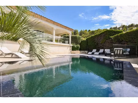 vente maison 7 pièces 233 m² à le beausset (83330)  1 090 000 €