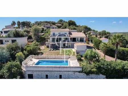 villa avec piscine antibes (06)