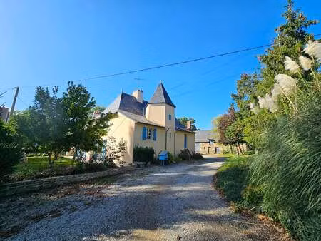 vente maison à craon (53400) : à vendre / 171m² craon