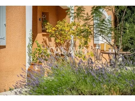 maison de luxe à vendre à saint-marc-jaumegarde