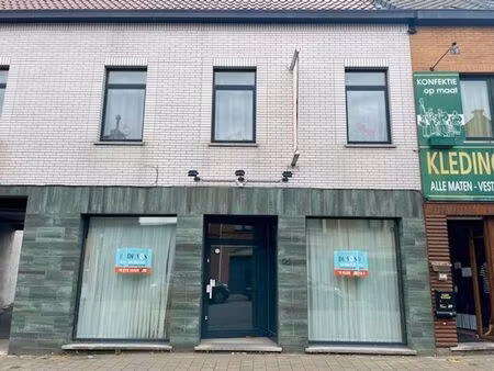 winkel/kantoorpand te wondelgem centrum