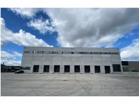 entrepôt à louer à châtelet