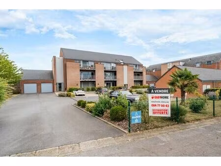 bel appartement 2 chambres au rez avec jardin et garage !