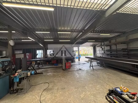 vente local industriel 370 m² vaux-le-pénil (77000)