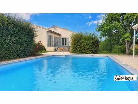 maison de campagne de plain-pied 127 m² avec piscine  terrasse et grand terrain de 5700 m²