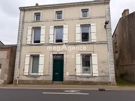 maison coeur de trémentines  10 pièces  240 m²