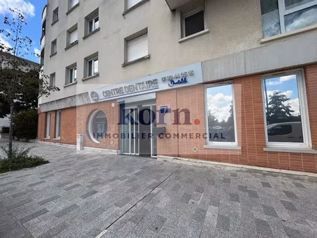 vente locaux professionnels 195 m² à guyancourt (78280)  930 000 €