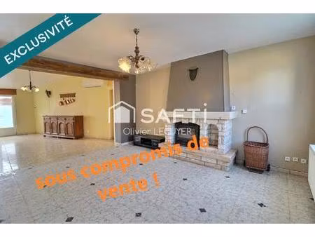 maison individuelle d'environ 160 m2  5 chambres possibles  garage de 70 m2  terrain de 10