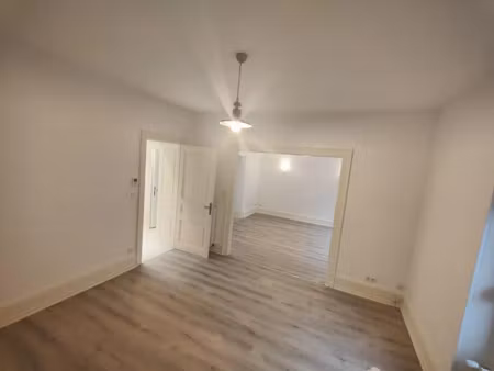 location appartement 4 pièces 100 m² à belfort (90000)  900 €