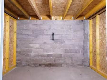 location garage box et parking à pont-saint-martin (44860) : à louer / pont-saint-martin