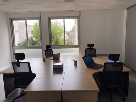 location locaux professionnels 20 m² à saint-dizier (52100)  270 €