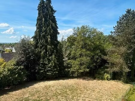 terrain d'exception a mont saint aignan