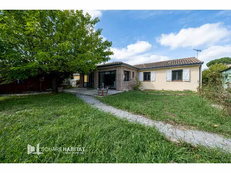 cornebarrieu maison contemporaine de type 6 avec jardin et garage.