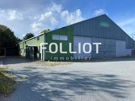 vente bureaux et commerces à saint-pierre-de-coutances (50200) : à vendre / 1700m² saint-p