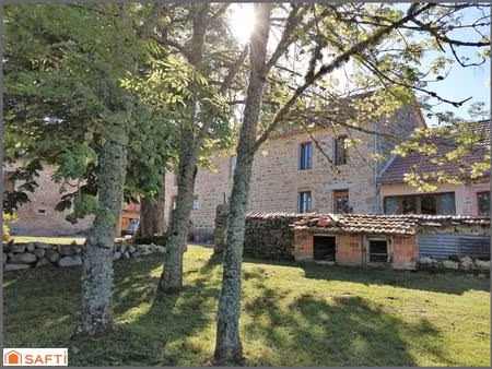 maison de charme en pierre 320 m2   gîte en exploitation   situation exceptionnelle