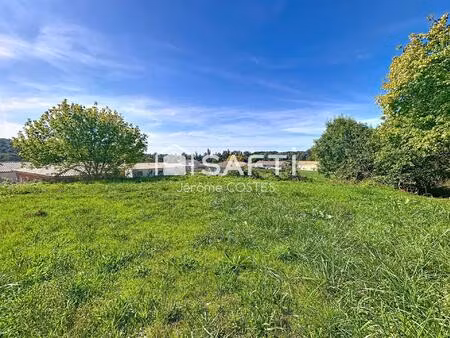 terrain à bâtir d'environ 780 m2
