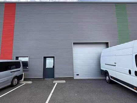 location bureaux et commerces à bretteville-sur-odon (14760) : à louer / 260m² bretteville