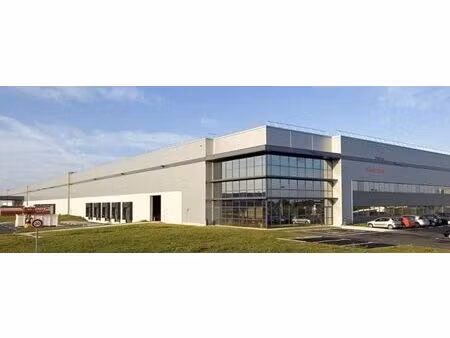 location entrepôt / local d'activités meung sur loire 21 683 m²