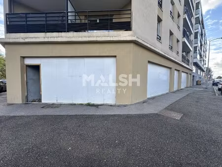 location local commercial 275m² villefranche sur saone 69400