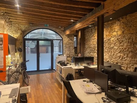 location local professionnel 60m² lyon 5ème