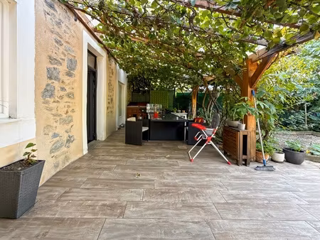maison 4 pièces - 180 m²