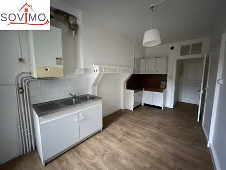 location appartement 2 pièces 34 m² à confolens (16500)