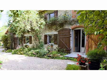 maison t5 charensat à vendre