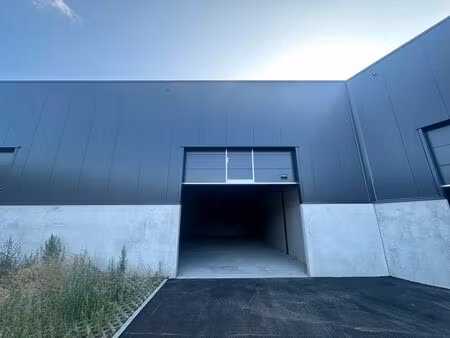 commercieel te koop in aat