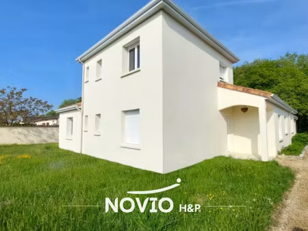 vente maison 5 pièces 140 m² à beaumont (86490)  249 000 €