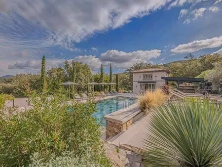 villa de 6 chambres de luxe en location le plan-de-la-tour  france