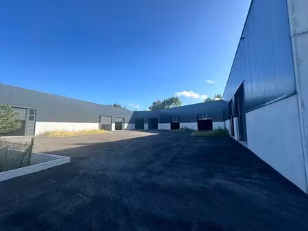 commercieel te koop in aat